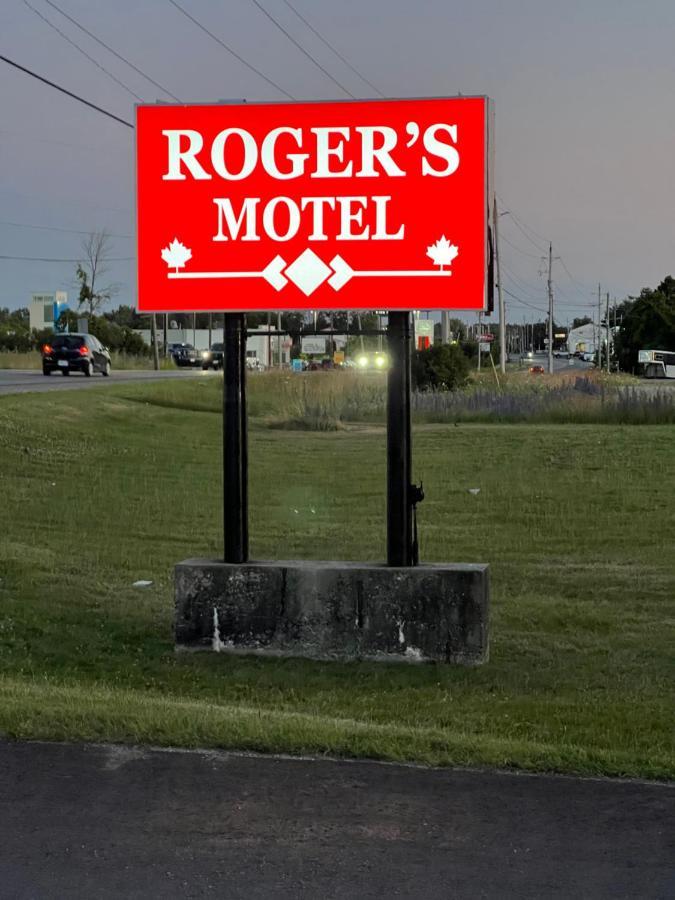 Rogers Motel Smiths Falls Ngoại thất bức ảnh